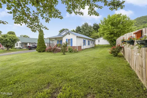 Exterior - 1530 Chestoa Pike Pike Erwin Tn 37650, Erwin, TN 37650 photo 3 of 12