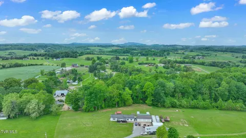 622 Oakland Road Limestone Tn 37681, Limestone, TN 37681 photo 3