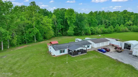 622 Oakland Road Limestone Tn 37681, Limestone, TN 37681 photo 9