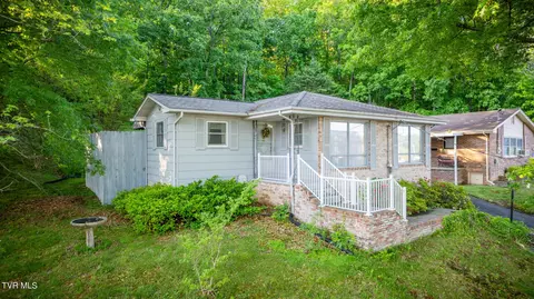 607 E Market Street Johnson City Tn 37601, Johnson City, TN 37601