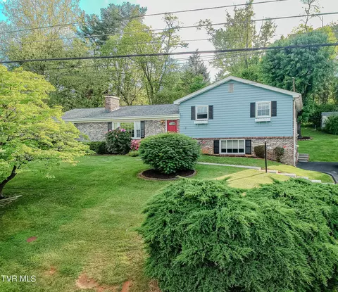 180 Lawndale Drive Bristol Va 24201, Bristol, VA 24201
