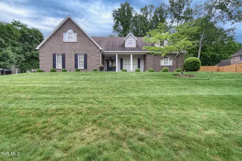 305 Woodbriar Drive Johnson City Tn 37604, Johnson City, TN 37604
