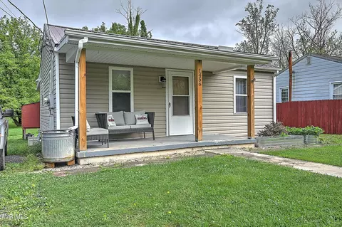 1456 Vance Tank Road Bristol Tn 37620, Bristol, TN 37620