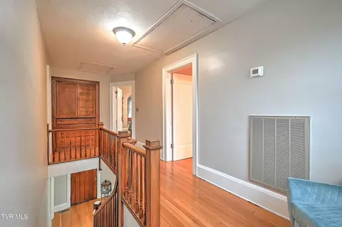 Entry Way - 701 Park Street Bristol Va 24201, Bristol, VA 24201 photo 3 of 5