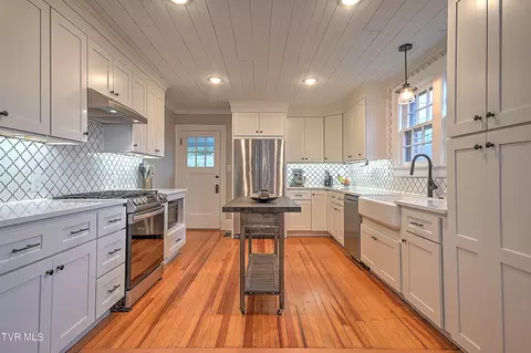 Kitchen - 701 Park Street Bristol Va 24201, Bristol, VA 24201 photo 2 of 7