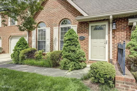 404 E Mountain View Road 106 Johnson City Tn 37601, Johnson City, TN 37601