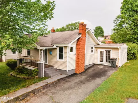 1815 6th Street Extension Bristol Tn 37620, Bristol, TN 37620
