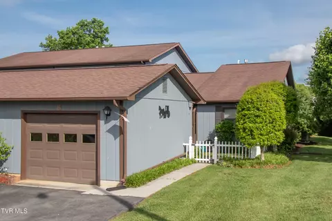 91 Tulip Grove Circle Circle 8 Bristol Tn 37620, Bristol, TN 37620