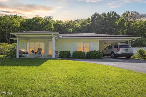 170 Indian Creek Road Elizabethton Tn 37643, Elizabethton, TN 37643