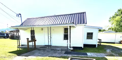 121 Norris Street Erwin Tn 37650, Erwin, TN 37650 photo 2