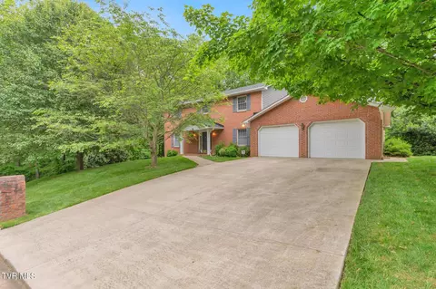 1613 Strawberry Lane Johnson City Tn 37604, Johnson City, TN 37604