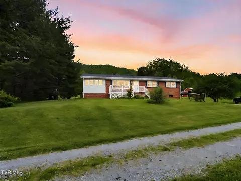 115 Edith Shelton Road Unicoi Tn 37692, Unicoi, TN 37692