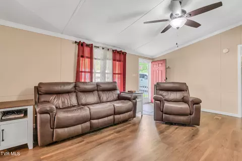 8817 Gateway Drive Wise Va 24293, Wise, VA 24293 photo 5