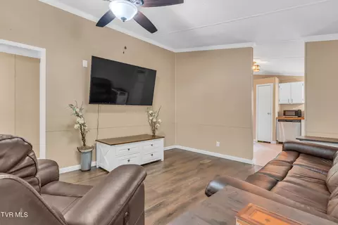 8817 Gateway Drive Wise Va 24293, Wise, VA 24293 photo 3
