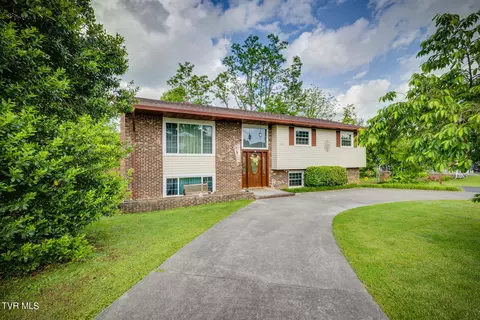 1034 Wood Eden Drive Kingsport Tn 37660, Kingsport, TN 37660