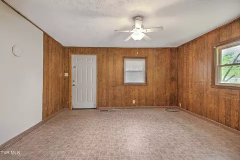 1128 E State Street Bristol Tn 37620, Bristol, TN 37620 photo 8