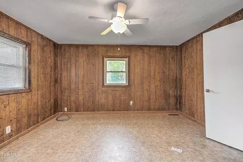 1128 E State Street Bristol Tn 37620, Bristol, TN 37620 photo 5