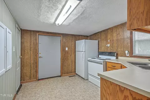 1128 E State Street Bristol Tn 37620, Bristol, TN 37620 photo 15