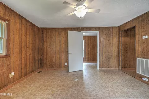 1128 E State Street Bristol Tn 37620, Bristol, TN 37620 photo 6