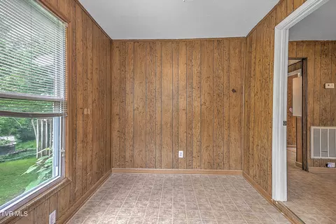 1128 E State Street Bristol Tn 37620, Bristol, TN 37620 photo 11