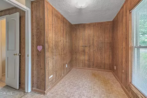 1128 E State Street Bristol Tn 37620, Bristol, TN 37620 photo 21