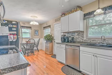 256 Robin Circle Bristol Va 24202, Bristol, VA 24202 photo 8