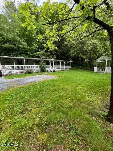 1123 Dry Creek Rd Road Elizabethton Tn 37643, Elizabethton, TN 37643