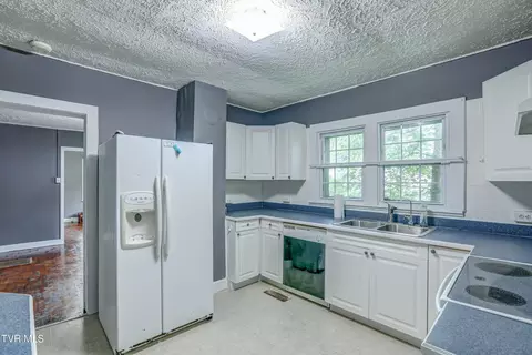 809 E State Street Bristol Tn 37620, Bristol, TN 37620 photo 11