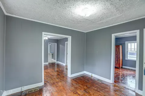 809 E State Street Bristol Tn 37620, Bristol, TN 37620 photo 8