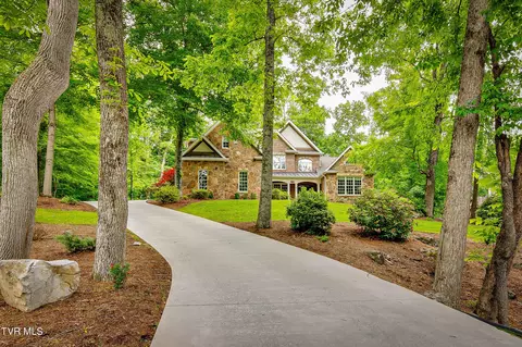 2660 Grand Oaks Drive Johnson City Tn 37615, Johnson City, TN 37615