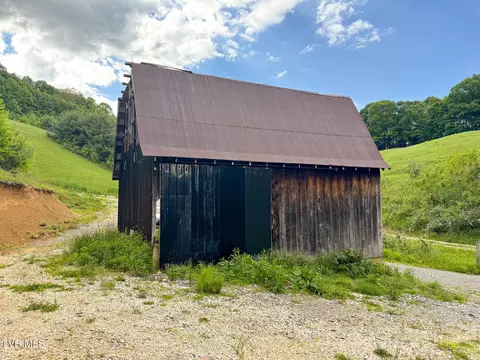 9836 S Highway 421 Trade Tn 37691, Trade, TN 37691