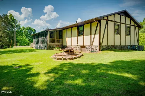 260 Greenhill Drive Cedar Bluff Va 24609, Cedar Bluff, VA 24609 photo 5