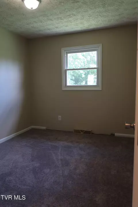 Bedroom - 1413 Bailey Bridge Road Road Limestone Tn 37681, Limestone, TN 37681 photo 1 of 5