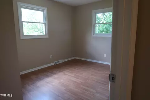 Bedroom - 1413 Bailey Bridge Road Road Limestone Tn 37681, Limestone, TN 37681 photo 4 of 5
