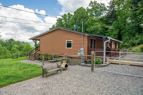 587 Moretz Road Mountain City Tn 37683, Mountain City, TN 37683