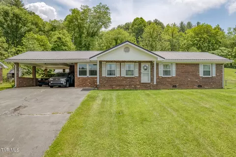 227 Dogwood Avenue Mountain City Tn 37683, Mountain City, TN 37683