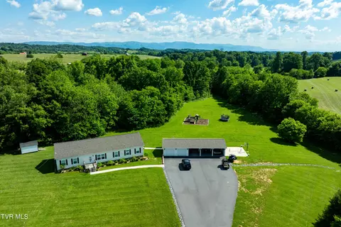 390 Don Carson Road Telford Tn 37690, Telford, TN 37690
