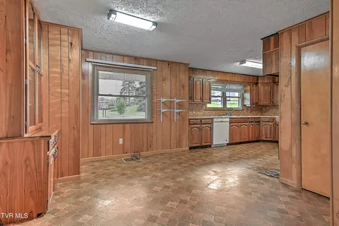 Other - 127 Forrest Road Fall Branch Tn 37656, Fall Branch, TN 37656 photo 5 of 22
