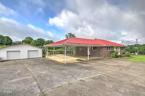 Other - 127 Forrest Road Fall Branch Tn 37656, Fall Branch, TN 37656 photo 2 of 22