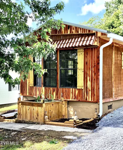 148 Masters Street Erwin Tn 37650, Erwin, TN 37650