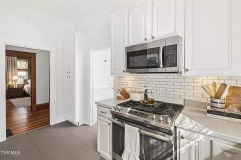 417 N Elm Avenue Erwin Tn 37650, Erwin, TN 37650 photo 9