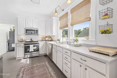 417 N Elm Avenue Erwin Tn 37650, Erwin, TN 37650 photo 8