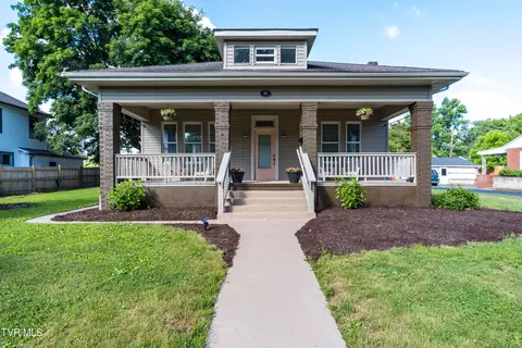 611 Hillcrest Drive Johnson City Tn 37604, Johnson City, TN 37604
