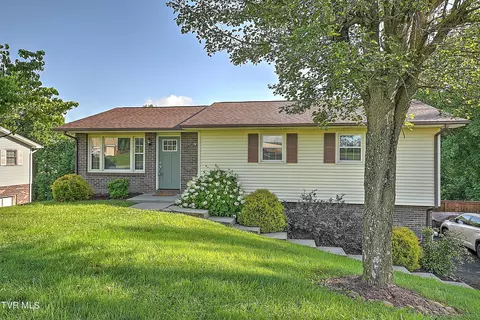 360 Ashley Drive Bristol Va 24201, Bristol, VA 24201