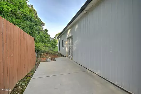 Exterior - 2127 Highway 93 Fall Branch Tn 37656, Fall Branch, TN 37656 photo 4 of 9