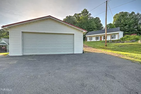 Exterior - 2127 Highway 93 Fall Branch Tn 37656, Fall Branch, TN 37656 photo 7 of 9