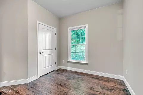 Bedroom - 2127 Highway 93 Fall Branch Tn 37656, Fall Branch, TN 37656 photo 5 of 7