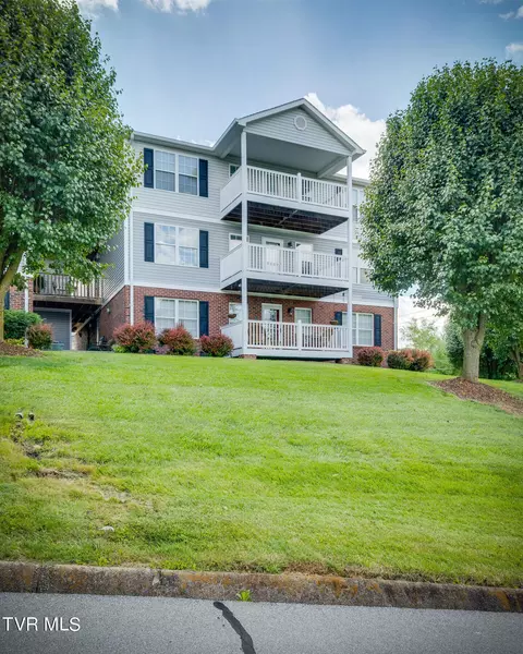 700 Sir Echo Drive 203 Kingsport Tn 37663, Kingsport, TN 37663