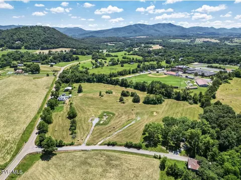 10540 107 Cutoff Road Greeneville Tn 37743, Greeneville, TN 37743