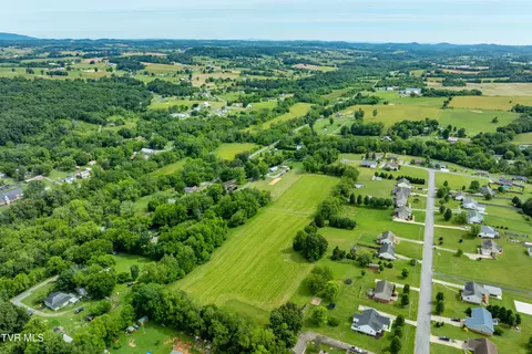 142 Maple Street Limestone Tn 37681, Limestone, TN 37681 photo 5
